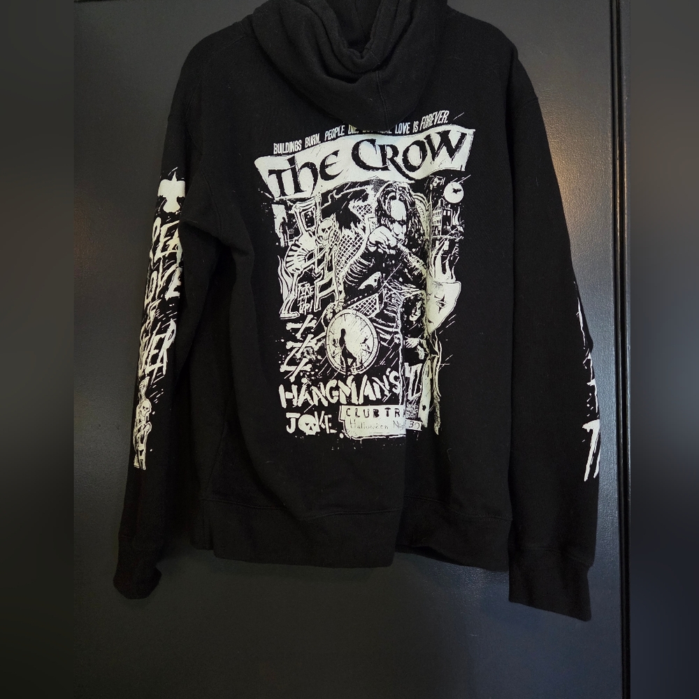 THE CROW: REAL LOVE IS FOREVER - PULLOVER HOODIE - Picture 6 of 6